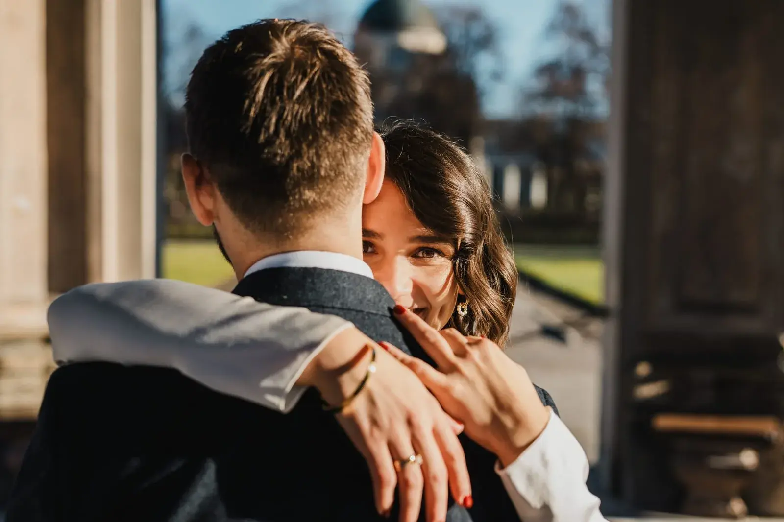 Matea and Dejan walking on their wedding day